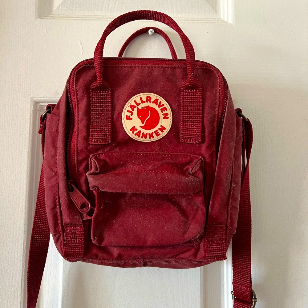 Fjallraven Kanken Sling Bag